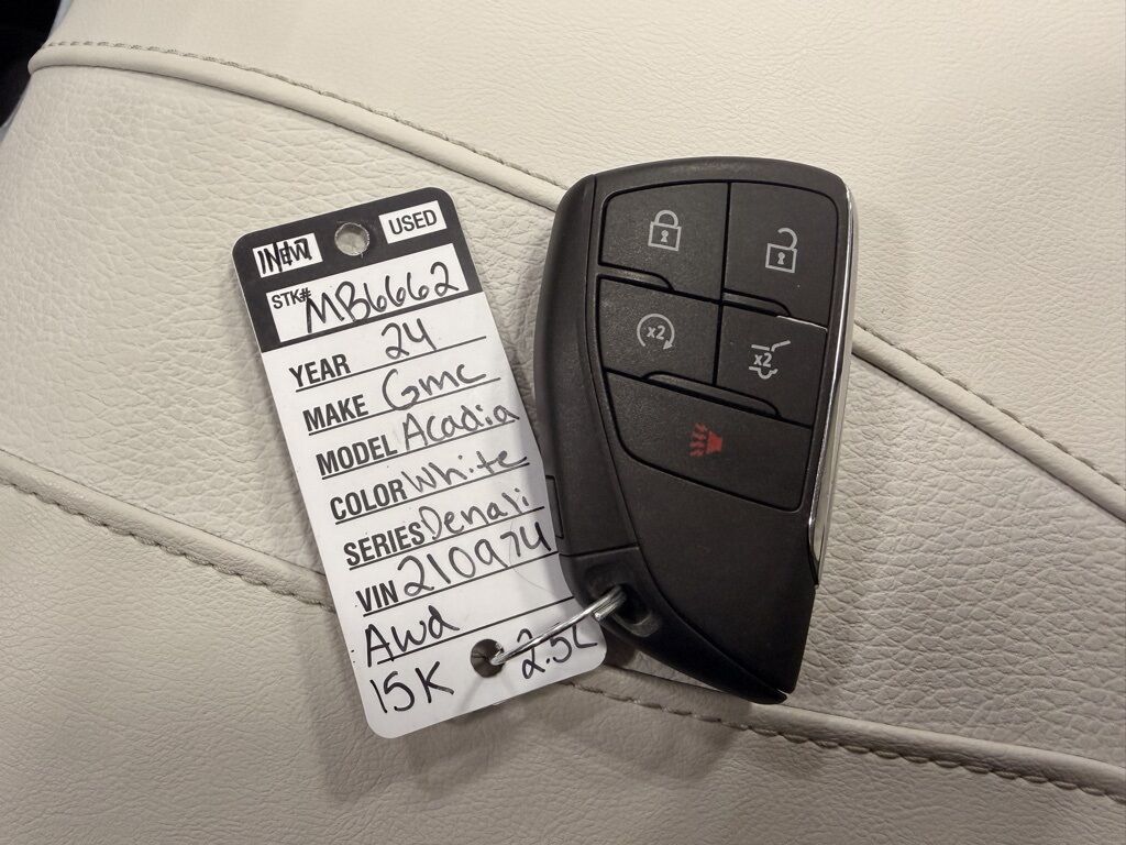 2024 GMC Acadia Denali AWD Minocqua WI 2024 GMC Acadia Denali AWD Minocqua WI