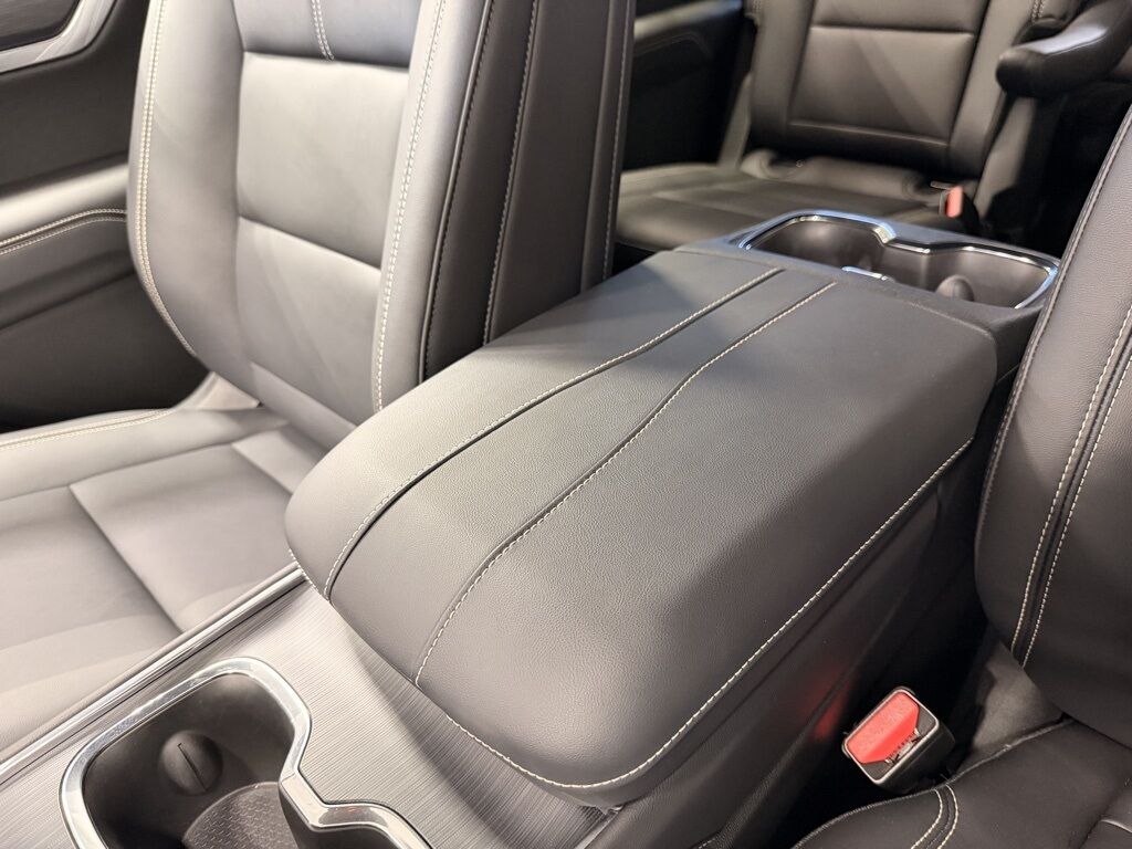 2024 GMC Acadia Elevation AWD Minocqua WI 2024 GMC Acadia Elevation AWD Minocqua WI