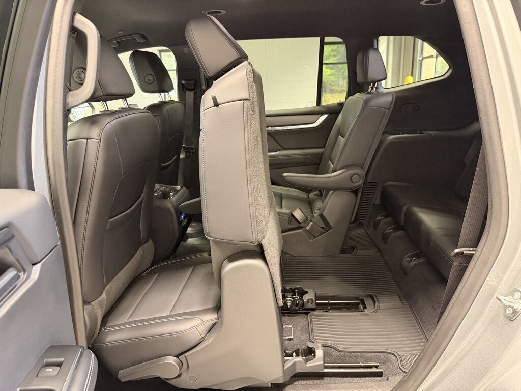 2024 GMC Acadia Elevation AWD Minocqua WI 2024 GMC Acadia Elevation AWD Minocqua WI