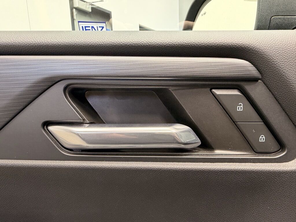 2024 GMC Acadia Elevation AWD Minocqua WI 2024 GMC Acadia Elevation AWD Minocqua WI