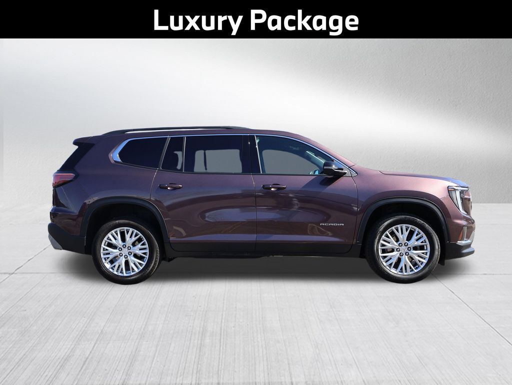 2024 GMC Acadia Elevation