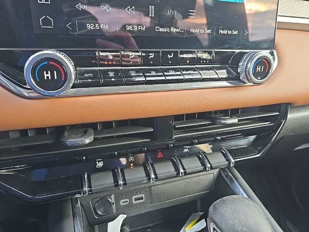 2024 GMC Canyon 4x4 Crew Cab AT4 Fond du Lac WI 2024 GMC Canyon 4x4 Crew Cab AT4 Fond du Lac WI