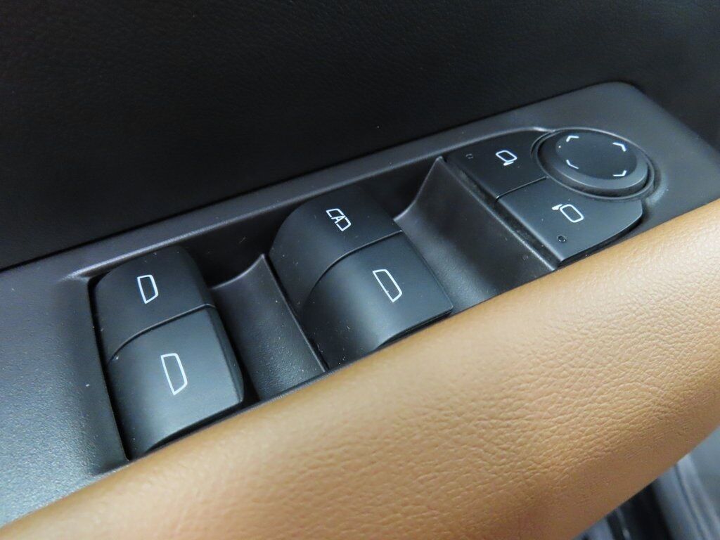 2024 GMC Canyon 4x4 Crew Cab AT4 Fond du Lac WI 2024 GMC Canyon 4x4 Crew Cab AT4 Fond du Lac WI