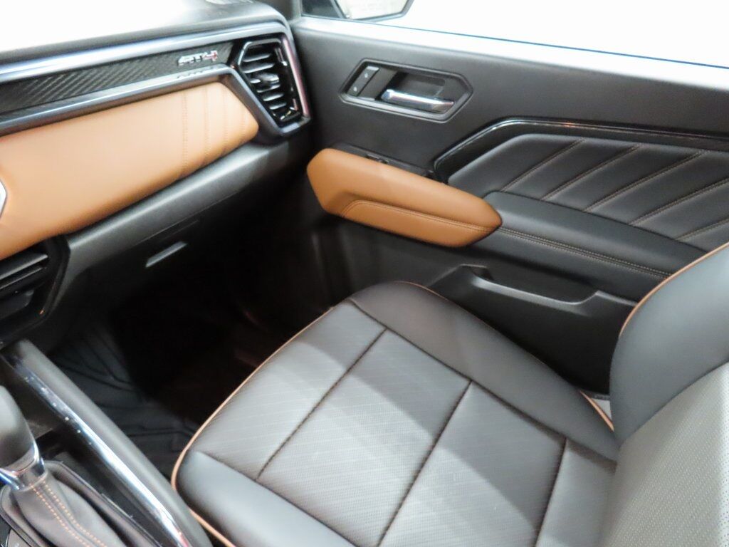 2024 GMC Canyon 4x4 Crew Cab AT4 Fond du Lac WI 2024 GMC Canyon 4x4 Crew Cab AT4 Fond du Lac WI