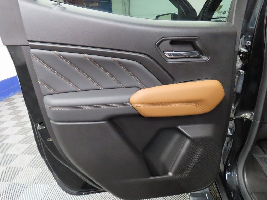 2024 GMC Canyon 4x4 Crew Cab AT4 Fond du Lac WI 2024 GMC Canyon 4x4 Crew Cab AT4 Fond du Lac WI