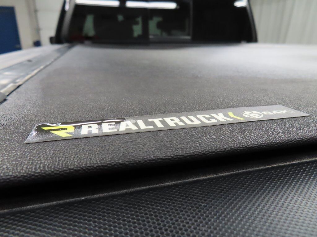 2024 GMC Canyon 4x4 Crew Cab AT4 Fond du Lac WI 2024 GMC Canyon 4x4 Crew Cab AT4 Fond du Lac WI