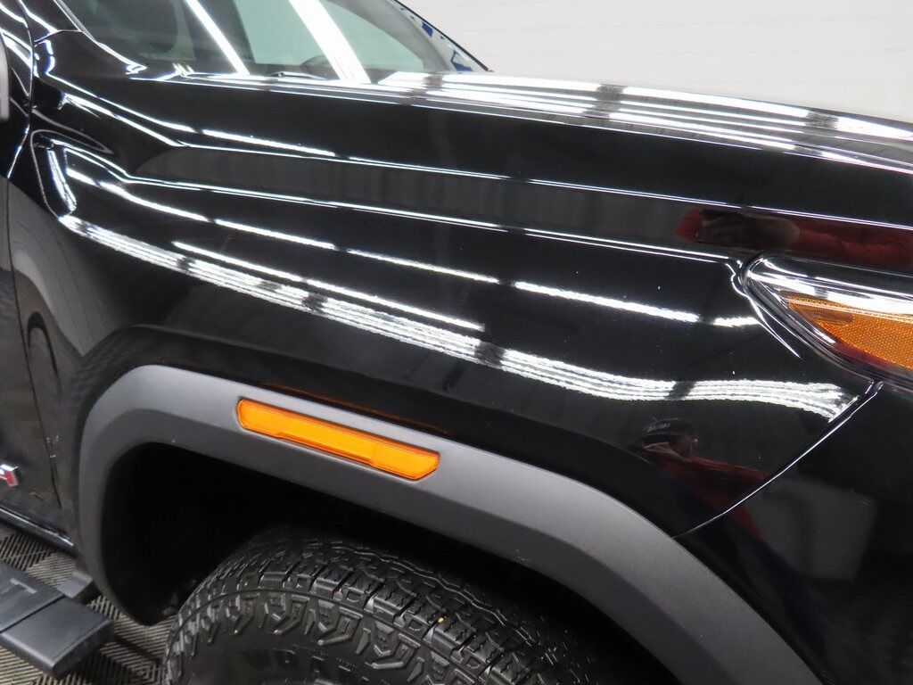 2024 GMC Canyon 4x4 Crew Cab AT4 Fond du Lac WI 2024 GMC Canyon 4x4 Crew Cab AT4 Fond du Lac WI