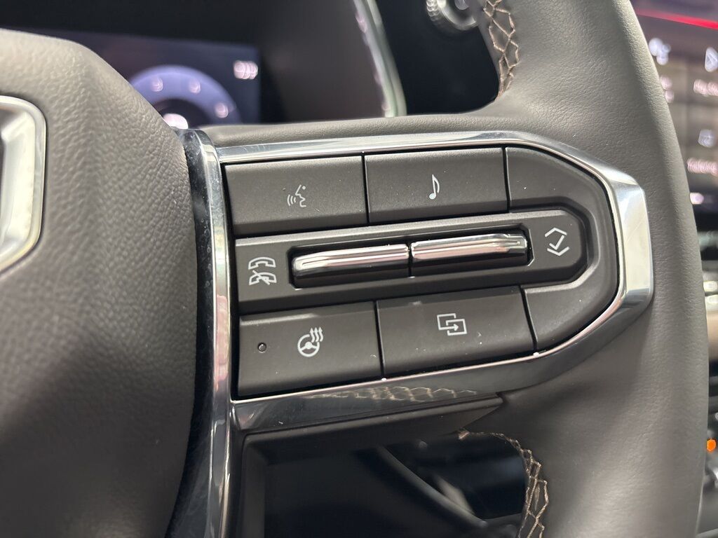 2024 GMC Canyon 4x4 Crew Cab Denali Fond du Lac WI 2024 GMC Canyon 4x4 Crew Cab Denali Fond du Lac WI