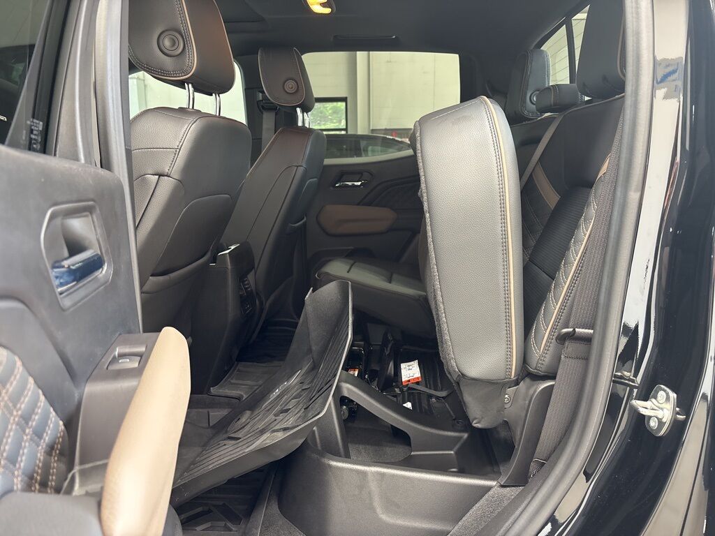 2024 GMC Canyon 4x4 Crew Cab Denali Fond du Lac WI 2024 GMC Canyon 4x4 Crew Cab Denali Fond du Lac WI