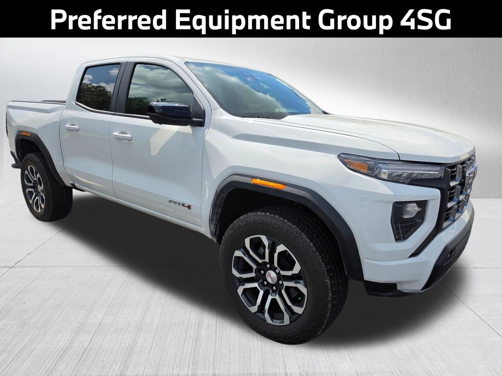 2024 GMC Canyon AT4