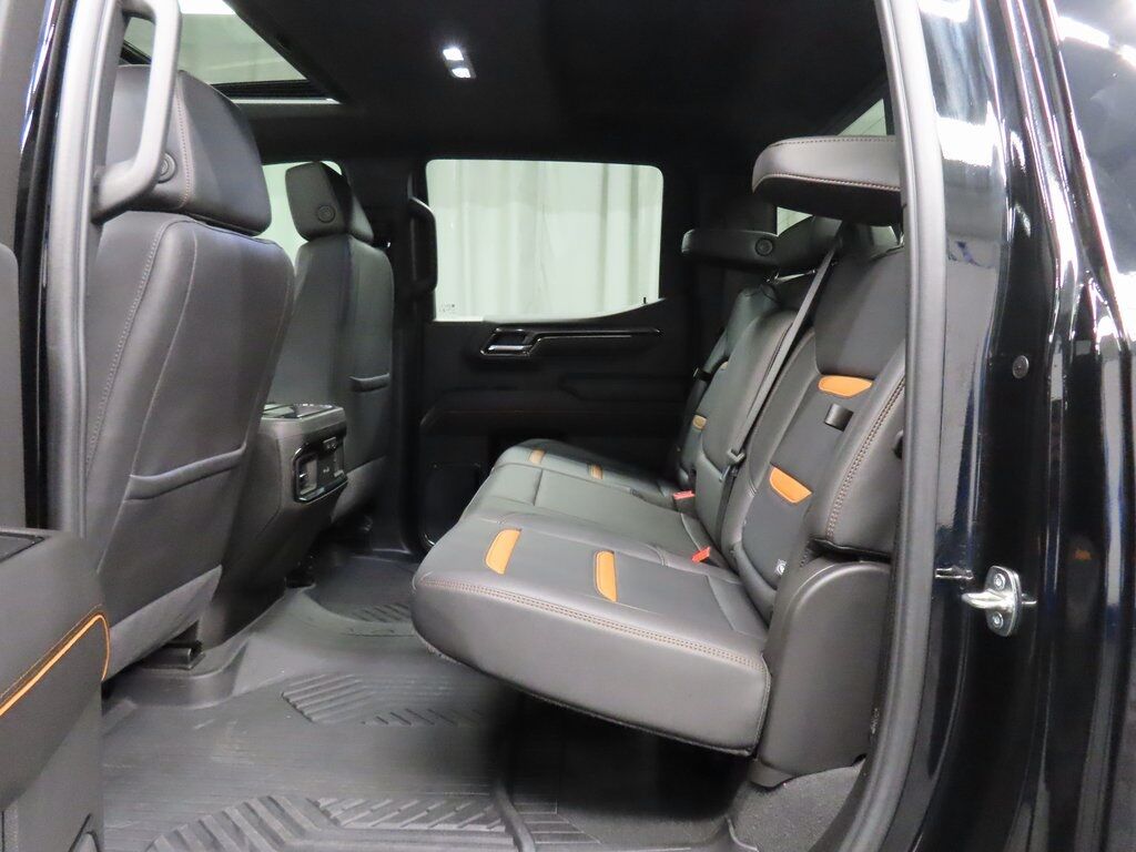 2024 GMC Sierra 1500 4x4 Crew Cab AT4 Fond du Lac WI 2024 GMC Sierra 1500 4x4 Crew Cab AT4 Fond du Lac WI