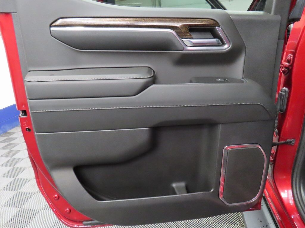 2024 GMC Sierra 1500 4x4 Crew Cab Elevation Fond du Lac WI 2024 GMC Sierra 1500 4x4 Crew Cab Elevation Fond du Lac WI