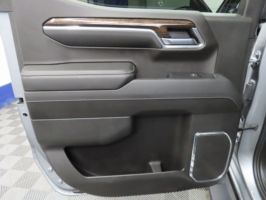 2024 GMC Sierra 1500 4x4 Crew Cab Elevation Fond du Lac WI 2024 GMC Sierra 1500 4x4 Crew Cab Elevation Fond du Lac WI