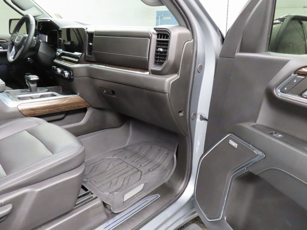 2024 GMC Sierra 1500 4x4 Crew Cab Elevation Fond du Lac WI 2024 GMC Sierra 1500 4x4 Crew Cab Elevation Fond du Lac WI