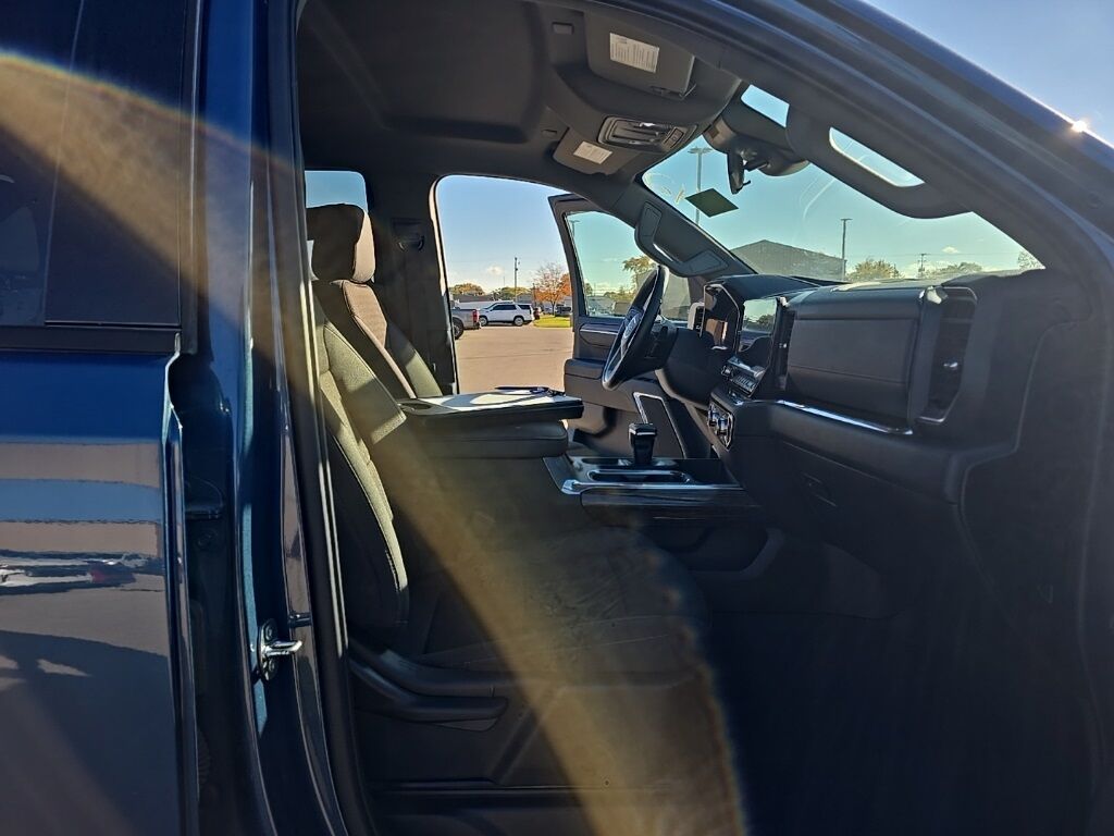 2024 GMC Sierra 1500 4x4 Crew Cab Elevation Minocqua WI 2024 GMC Sierra 1500 4x4 Crew Cab Elevation Minocqua WI