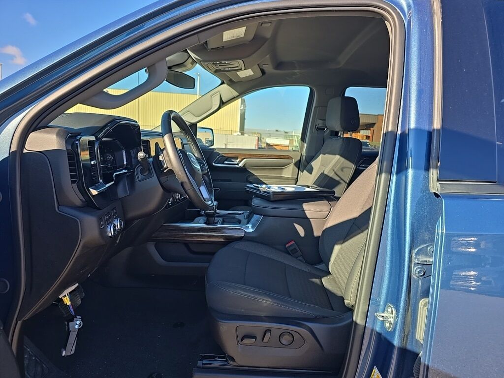 2024 GMC Sierra 1500 4x4 Crew Cab Elevation Minocqua WI 2024 GMC Sierra 1500 4x4 Crew Cab Elevation Minocqua WI