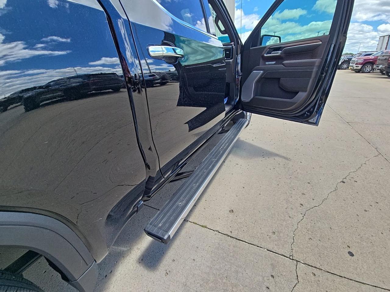 2024 GMC Sierra 1500 Denali Watertown SD 2024 GMC Sierra 1500 Denali Watertown SD