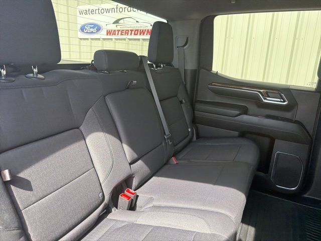 2024 GMC Sierra 1500 Elevation Watertown SD 2024 GMC Sierra 1500 Elevation Watertown SD