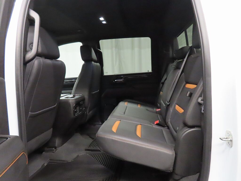 2024 GMC Sierra 2500HD 4x4 Crew Cab AT4 Fond du Lac WI 2024 GMC Sierra 2500HD 4x4 Crew Cab AT4 Fond du Lac WI