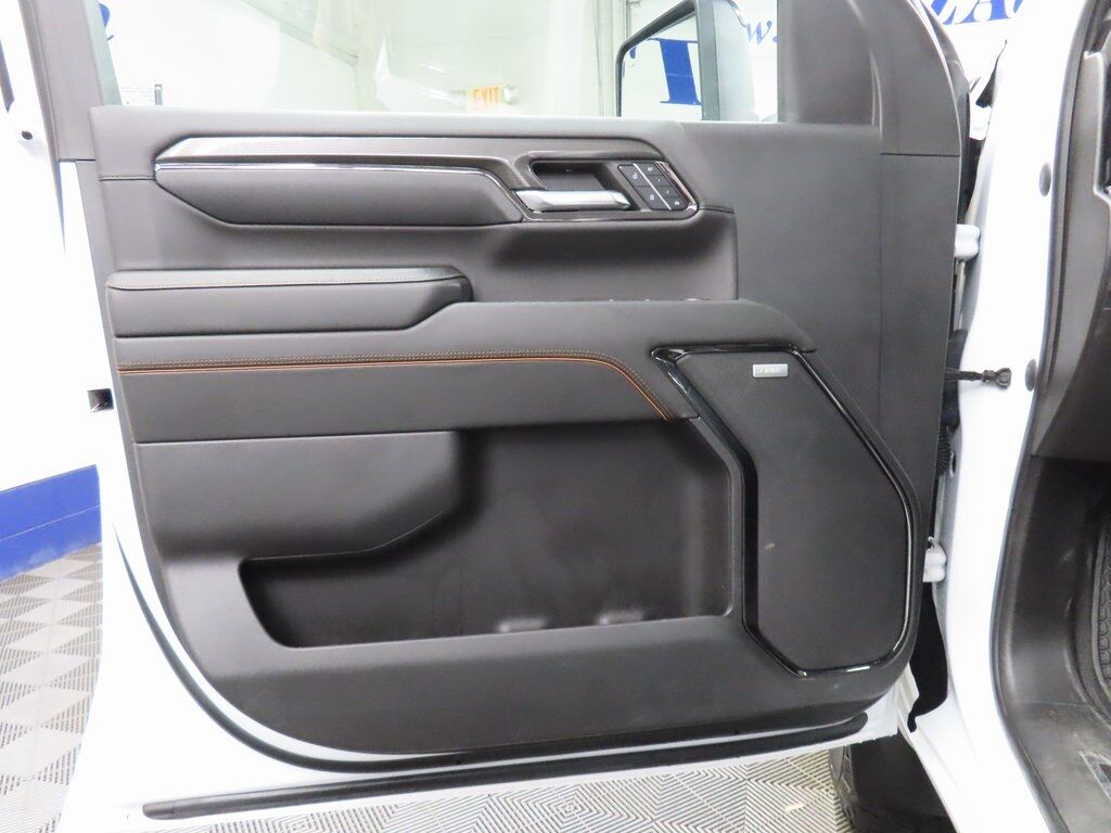 2024 GMC Sierra 2500HD 4x4 Crew Cab AT4 Fond du Lac WI 2024 GMC Sierra 2500HD 4x4 Crew Cab AT4 Fond du Lac WI