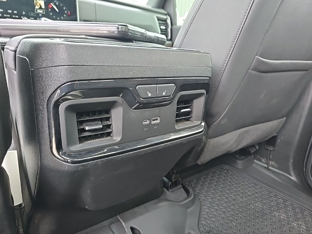 2024 GMC Sierra 2500HD 4x4 Crew Cab AT4 Fond du Lac WI 2024 GMC Sierra 2500HD 4x4 Crew Cab AT4 Fond du Lac WI