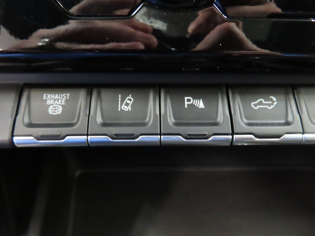 2024 GMC Sierra 2500HD 4x4 Crew Cab AT4 Fond du Lac WI 2024 GMC Sierra 2500HD 4x4 Crew Cab AT4 Fond du Lac WI