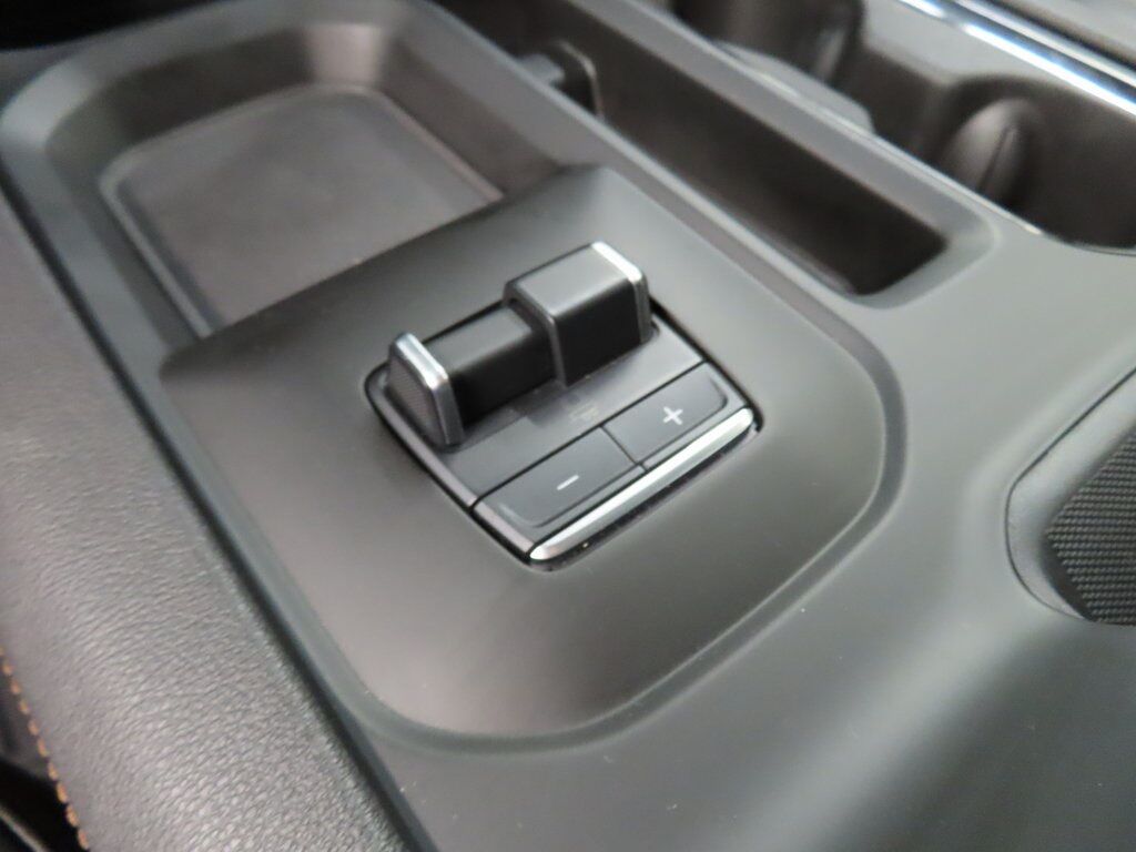 2024 GMC Sierra 2500HD 4x4 Crew Cab AT4 Fond du Lac WI 2024 GMC Sierra 2500HD 4x4 Crew Cab AT4 Fond du Lac WI