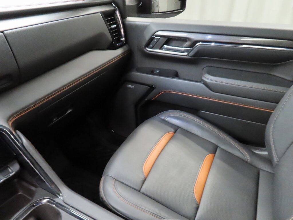 2024 GMC Sierra 2500HD 4x4 Crew Cab AT4 Fond du Lac WI 2024 GMC Sierra 2500HD 4x4 Crew Cab AT4 Fond du Lac WI