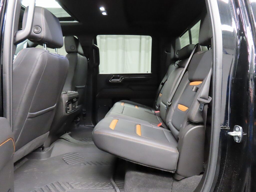 2024 GMC Sierra 2500HD 4x4 Crew Cab AT4 Fond du Lac WI 2024 GMC Sierra 2500HD 4x4 Crew Cab AT4 Fond du Lac WI