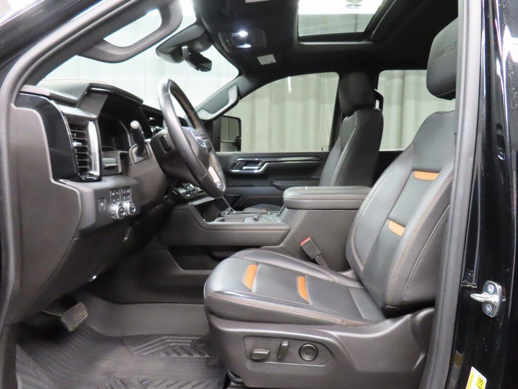 2024 GMC Sierra 2500HD 4x4 Crew Cab AT4 Fond du Lac WI 2024 GMC Sierra 2500HD 4x4 Crew Cab AT4 Fond du Lac WI