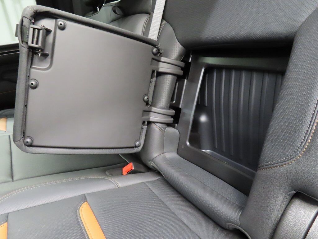 2024 GMC Sierra 2500HD 4x4 Crew Cab AT4 Fond du Lac WI 2024 GMC Sierra 2500HD 4x4 Crew Cab AT4 Fond du Lac WI