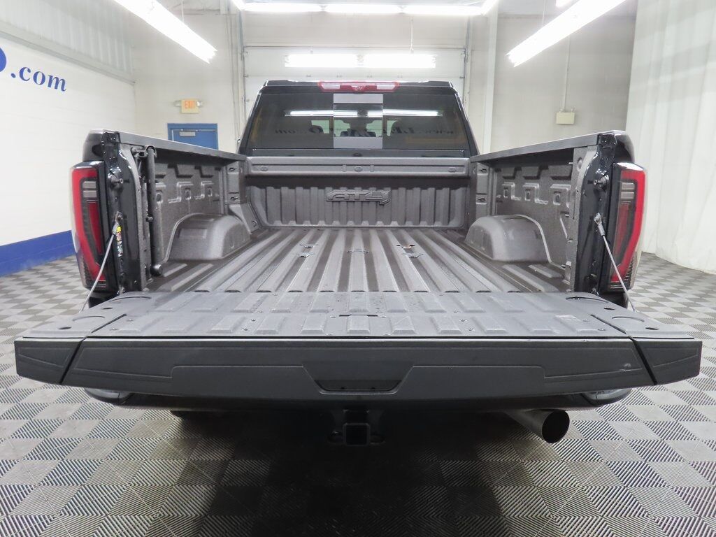 2024 GMC Sierra 2500HD 4x4 Crew Cab AT4 Fond du Lac WI 2024 GMC Sierra 2500HD 4x4 Crew Cab AT4 Fond du Lac WI