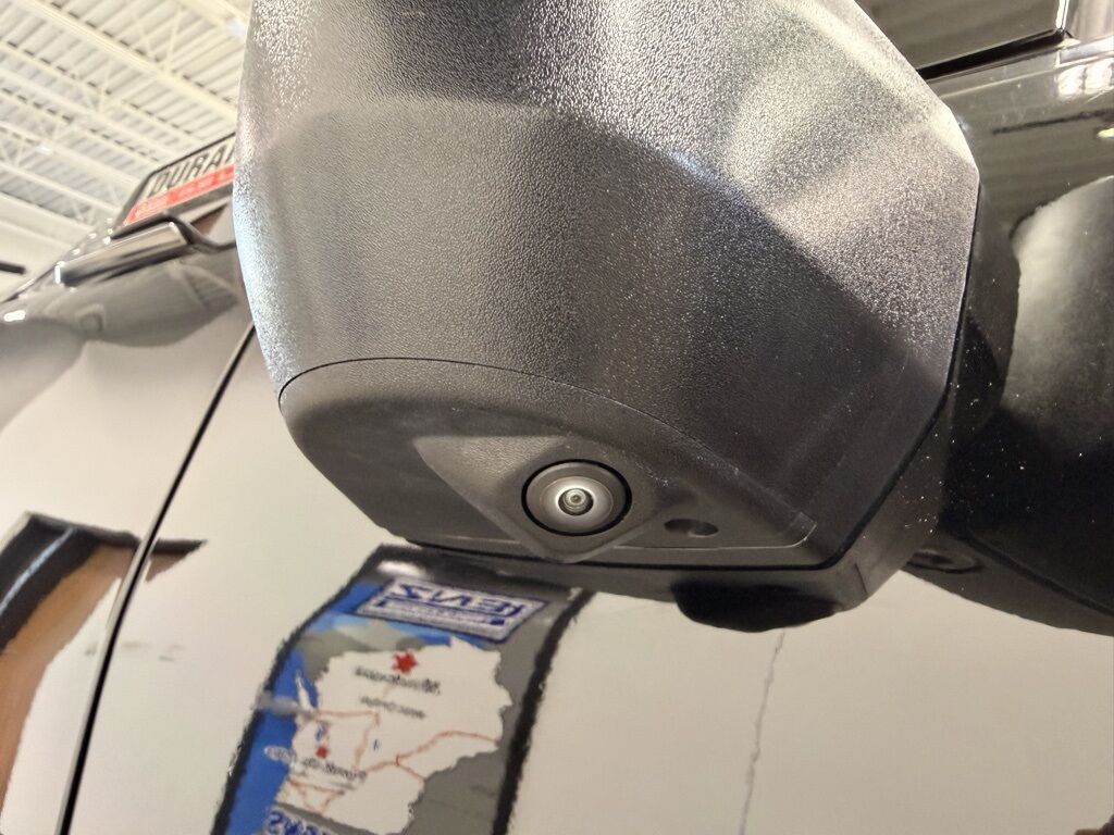 2024 GMC Sierra 2500HD 4x4 Crew Cab AT4 Minocqua WI 2024 GMC Sierra 2500HD 4x4 Crew Cab AT4 Minocqua WI