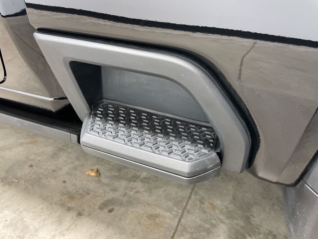 2024 GMC Sierra 2500HD 4x4 Crew Cab AT4 Minocqua WI 2024 GMC Sierra 2500HD 4x4 Crew Cab AT4 Minocqua WI