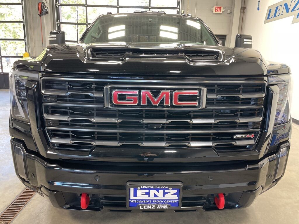 2024 GMC Sierra 2500HD 4x4 Crew Cab AT4 Minocqua WI 2024 GMC Sierra 2500HD 4x4 Crew Cab AT4 Minocqua WI