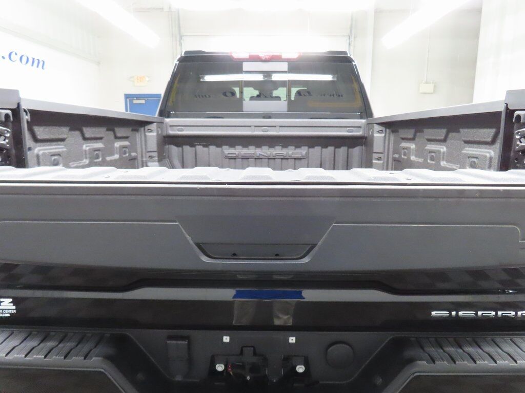 2024 GMC Sierra 2500HD 4x4 Crew Cab Denali Fond du Lac WI 2024 GMC Sierra 2500HD 4x4 Crew Cab Denali Fond du Lac WI