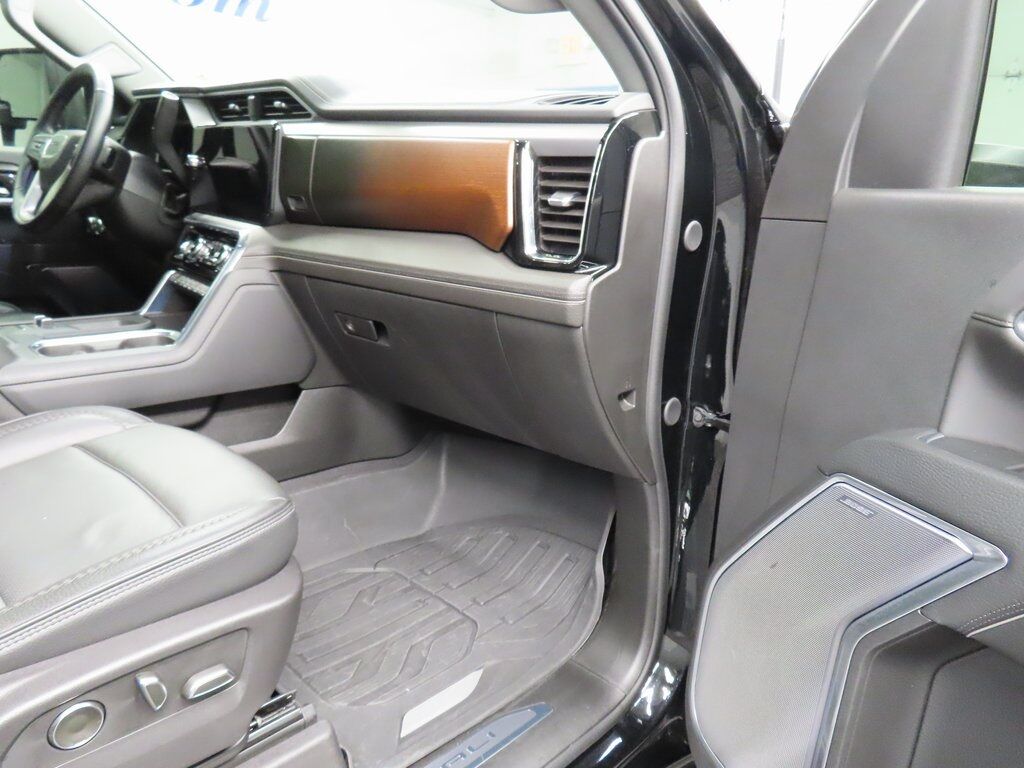 2024 GMC Sierra 2500HD 4x4 Crew Cab Denali Fond du Lac WI 2024 GMC Sierra 2500HD 4x4 Crew Cab Denali Fond du Lac WI