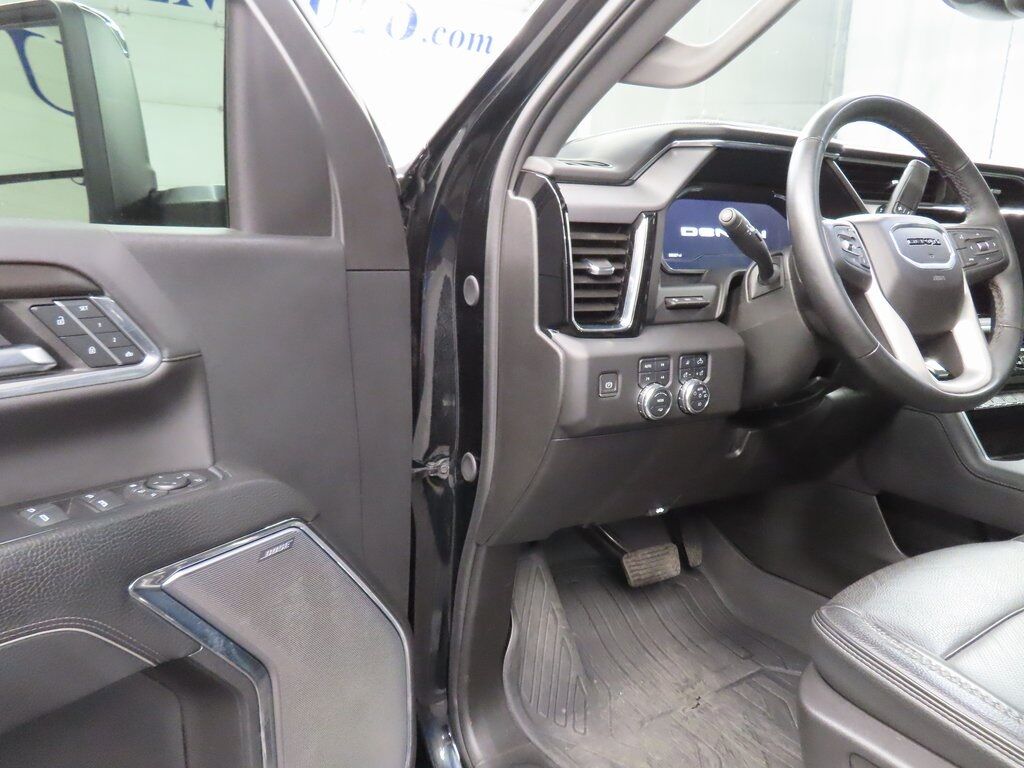 2024 GMC Sierra 2500HD 4x4 Crew Cab Denali Fond du Lac WI 2024 GMC Sierra 2500HD 4x4 Crew Cab Denali Fond du Lac WI