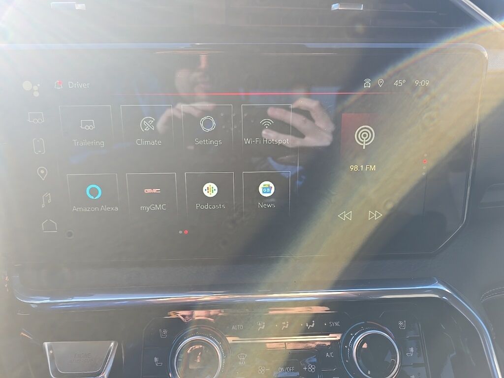 2024 GMC Sierra 2500HD 4x4 Crew Cab Denali Fond du Lac WI 2024 GMC Sierra 2500HD 4x4 Crew Cab Denali Fond du Lac WI