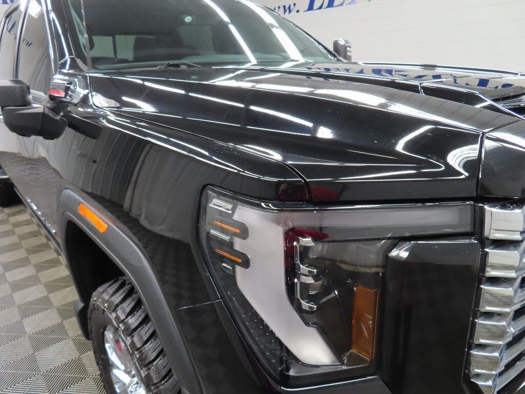 2024 GMC Sierra 2500HD 4x4 Crew Cab Denali Fond du Lac WI 2024 GMC Sierra 2500HD 4x4 Crew Cab Denali Fond du Lac WI