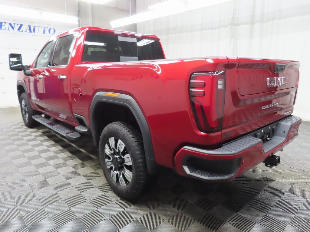 2024 GMC Sierra 2500HD 4x4 Crew Cab Denali Fond du Lac WI 2024 GMC Sierra 2500HD 4x4 Crew Cab Denali Fond du Lac WI