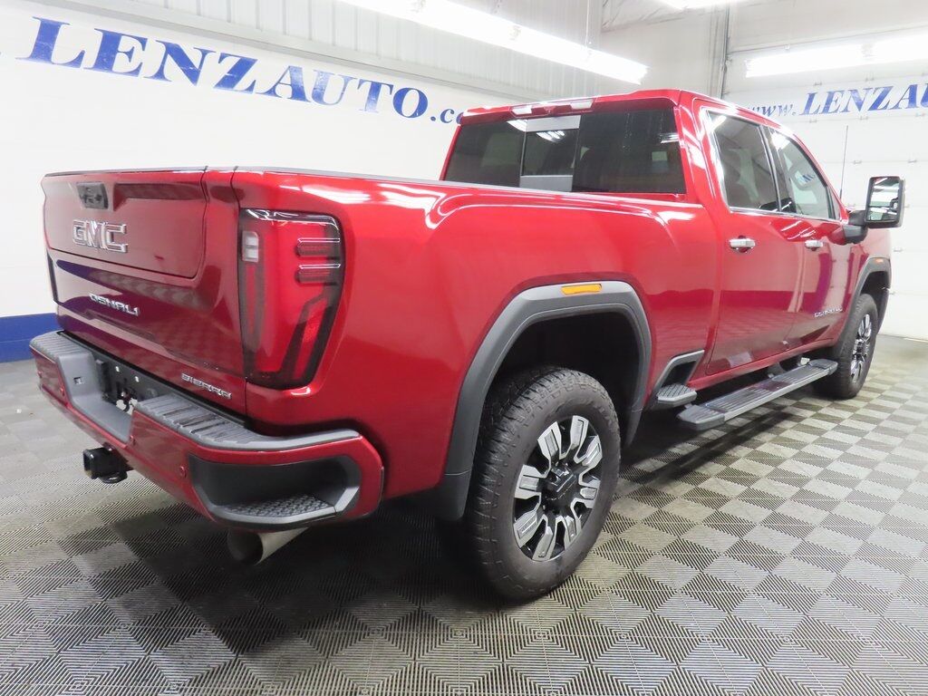 2024 GMC Sierra 2500HD 4x4 Crew Cab Denali Fond du Lac WI 2024 GMC Sierra 2500HD 4x4 Crew Cab Denali Fond du Lac WI