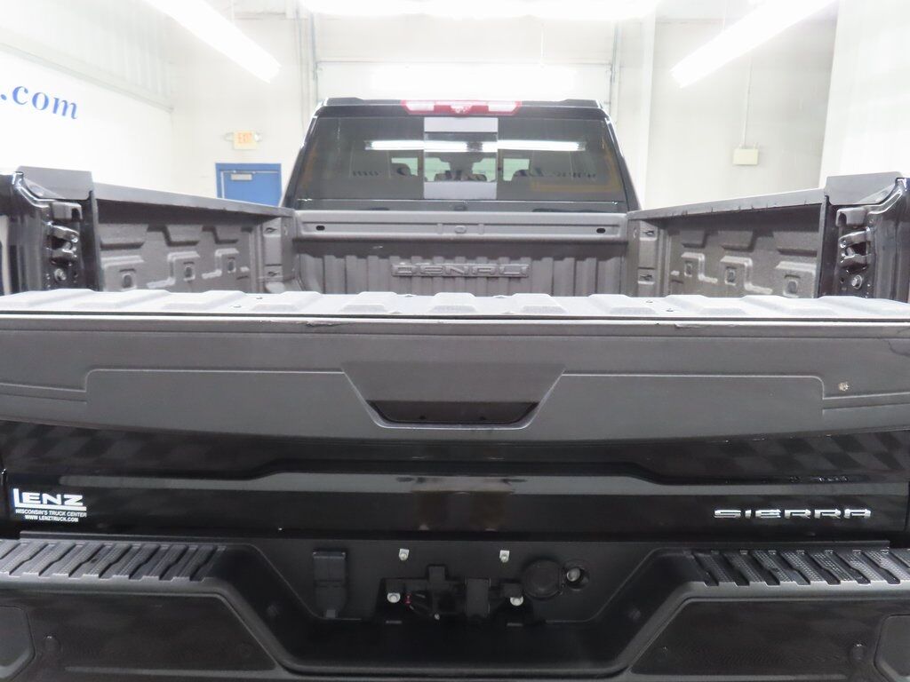 2024 GMC Sierra 2500HD 4x4 Crew Cab Denali Ultimate Fond du Lac WI
