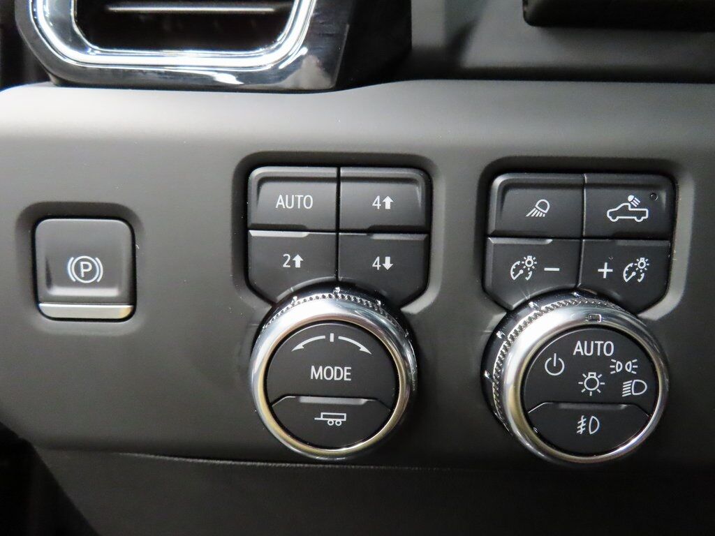 2024 GMC Sierra 2500HD 4x4 Crew Cab Denali Ultimate Fond du Lac WI