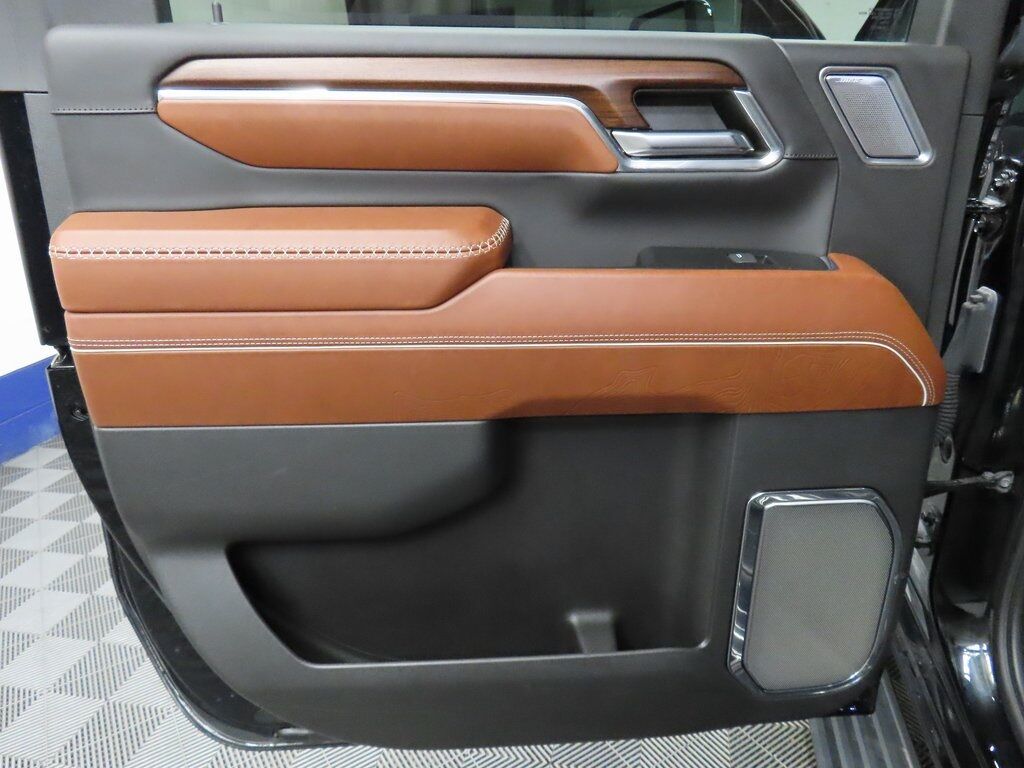 2024 GMC Sierra 2500HD 4x4 Crew Cab Denali Ultimate Fond du Lac WI