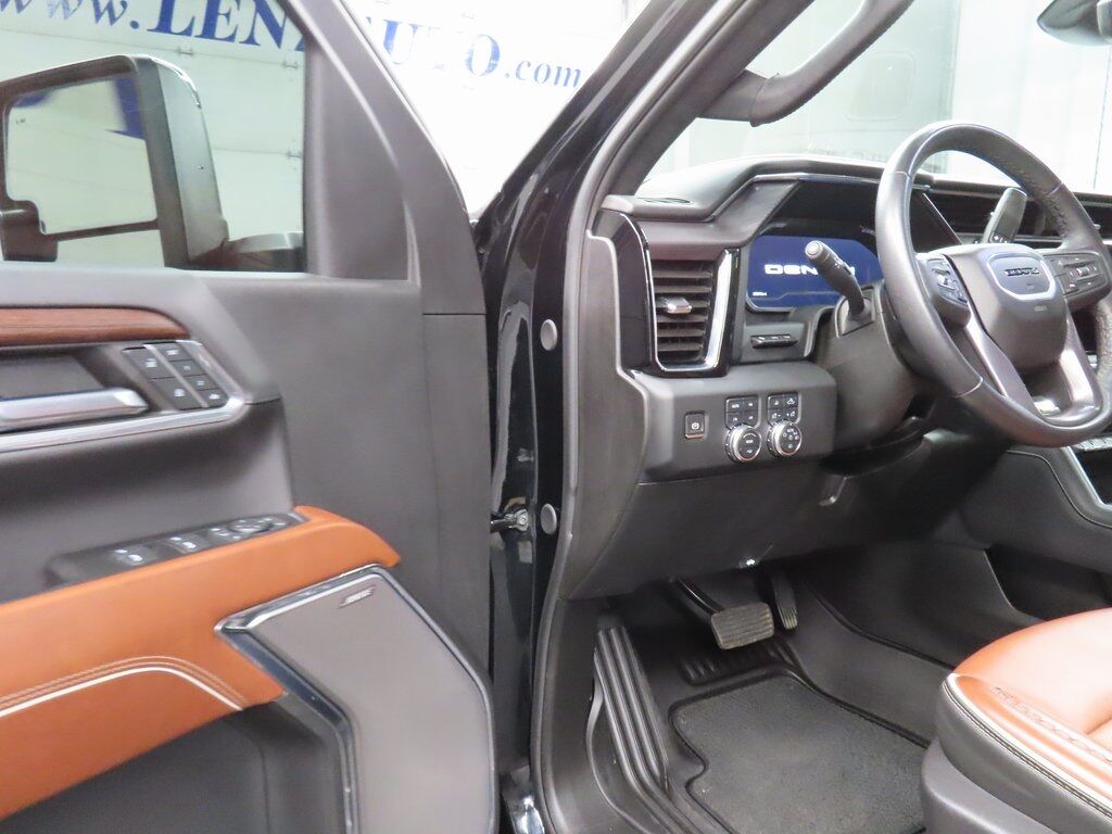 2024 GMC Sierra 2500HD 4x4 Crew Cab Denali Ultimate Fond du Lac WI
