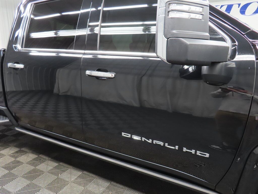 2024 GMC Sierra 2500HD 4x4 Crew Cab Denali Ultimate Fond du Lac WI