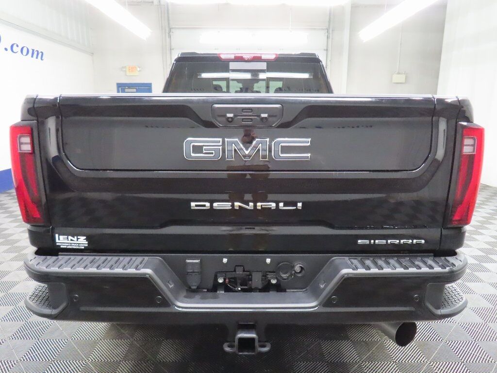 2024 GMC Sierra 2500HD 4x4 Crew Cab Denali Ultimate Fond du Lac WI