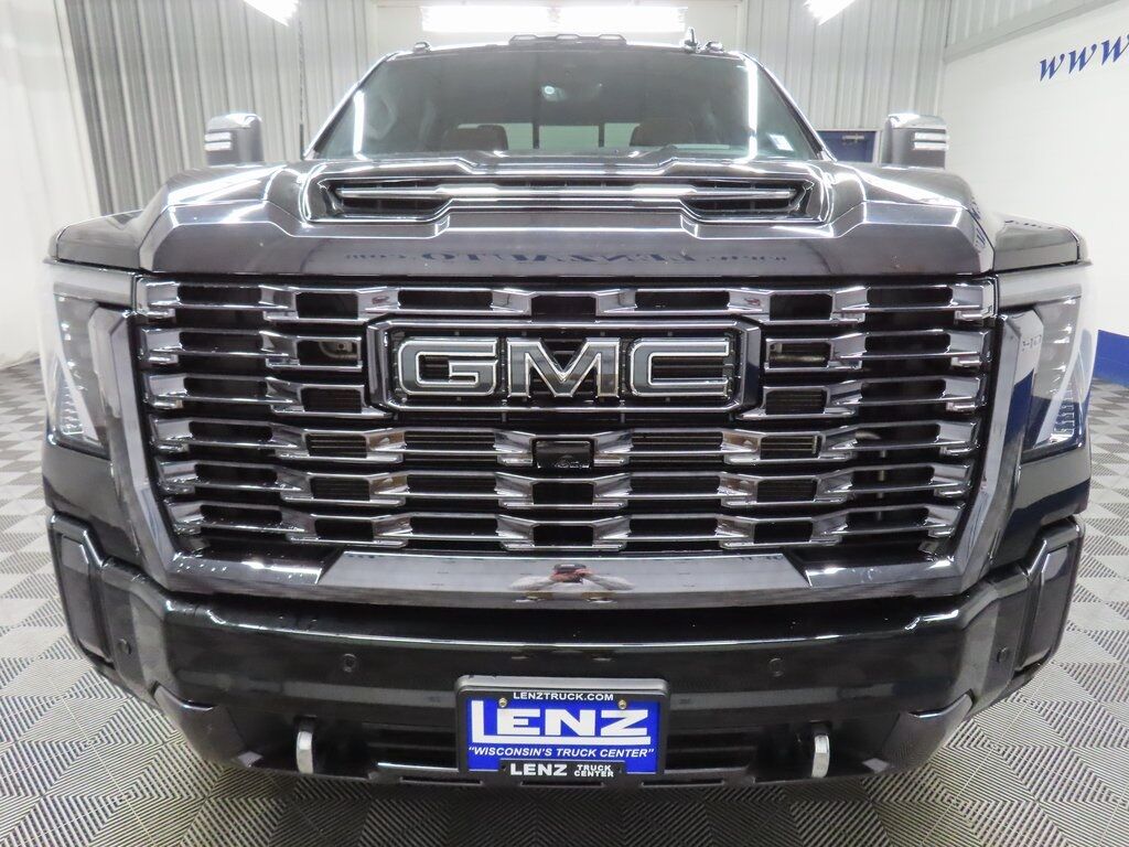 2024 GMC Sierra 2500HD 4x4 Crew Cab Denali Ultimate Fond du Lac WI