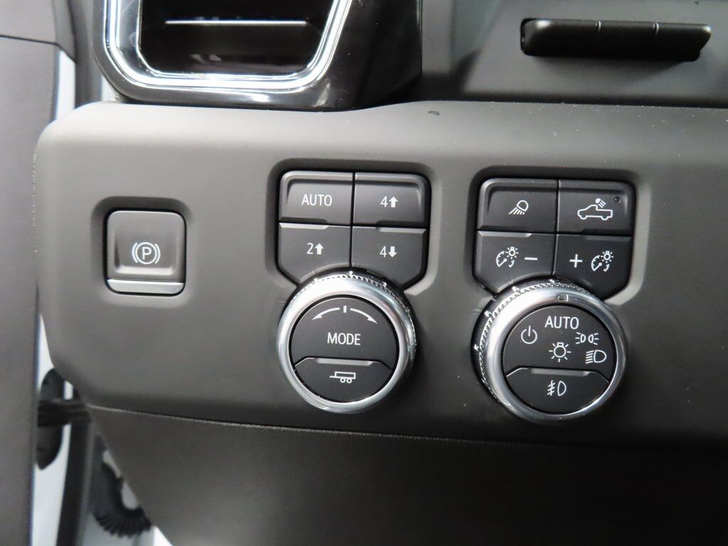 2024 GMC Sierra 2500HD 4x4 Crew Cab Denali Ultimate Fond du Lac WI 2024 GMC Sierra 2500HD 4x4 Crew Cab Denali Ultimate Fond du Lac WI